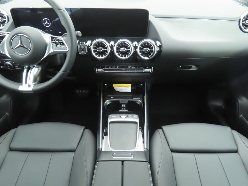 Thumbnail: 2025 Mercedes-Benz GLA - 13