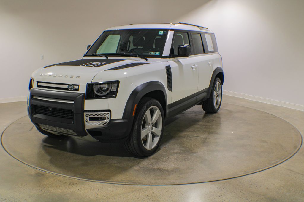 2023 Land Rover Defender 110 SE