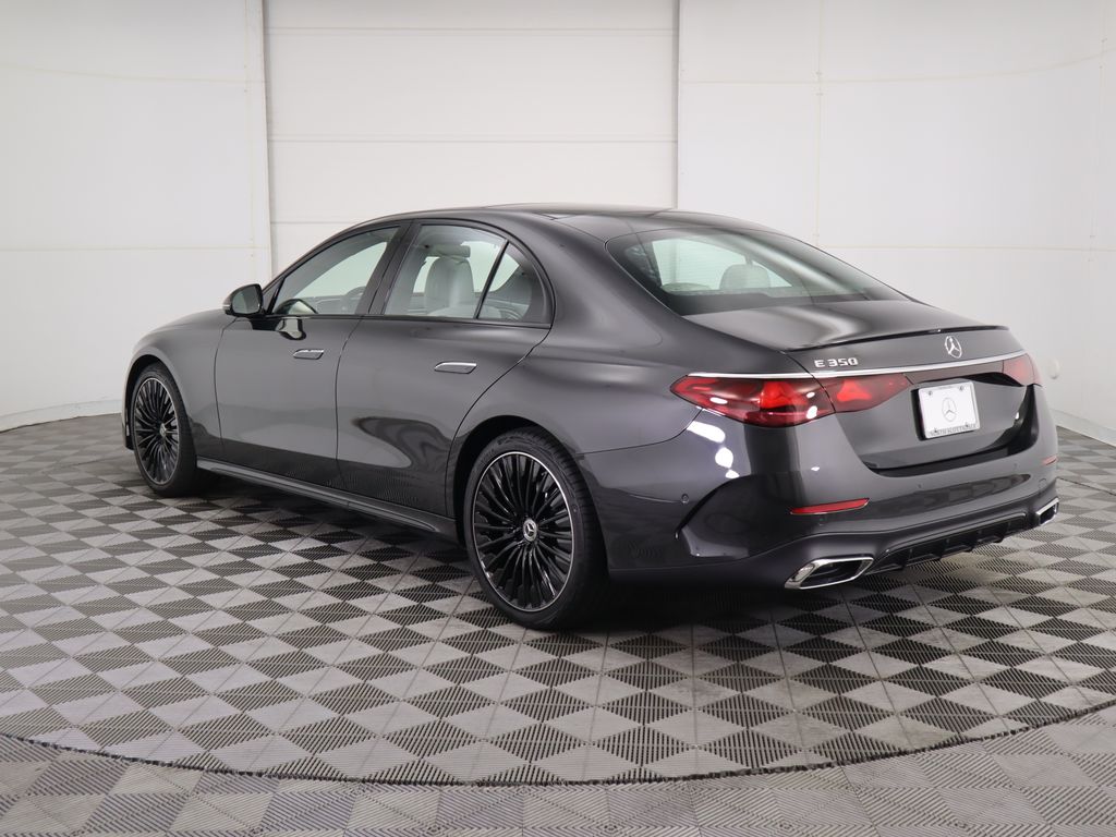 Thumbnail: 2026 Mercedes-Benz E-Class - 7