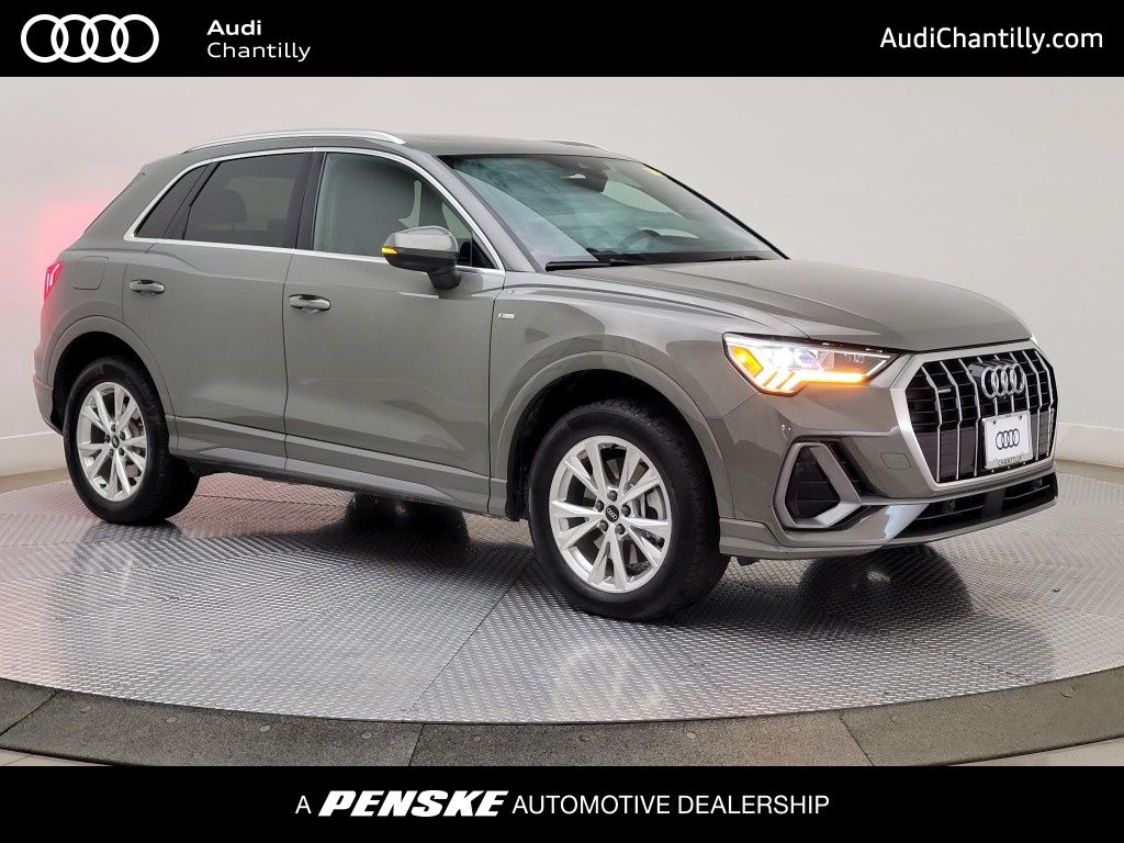 Thumbnail: 2022 Audi Q3 - 1