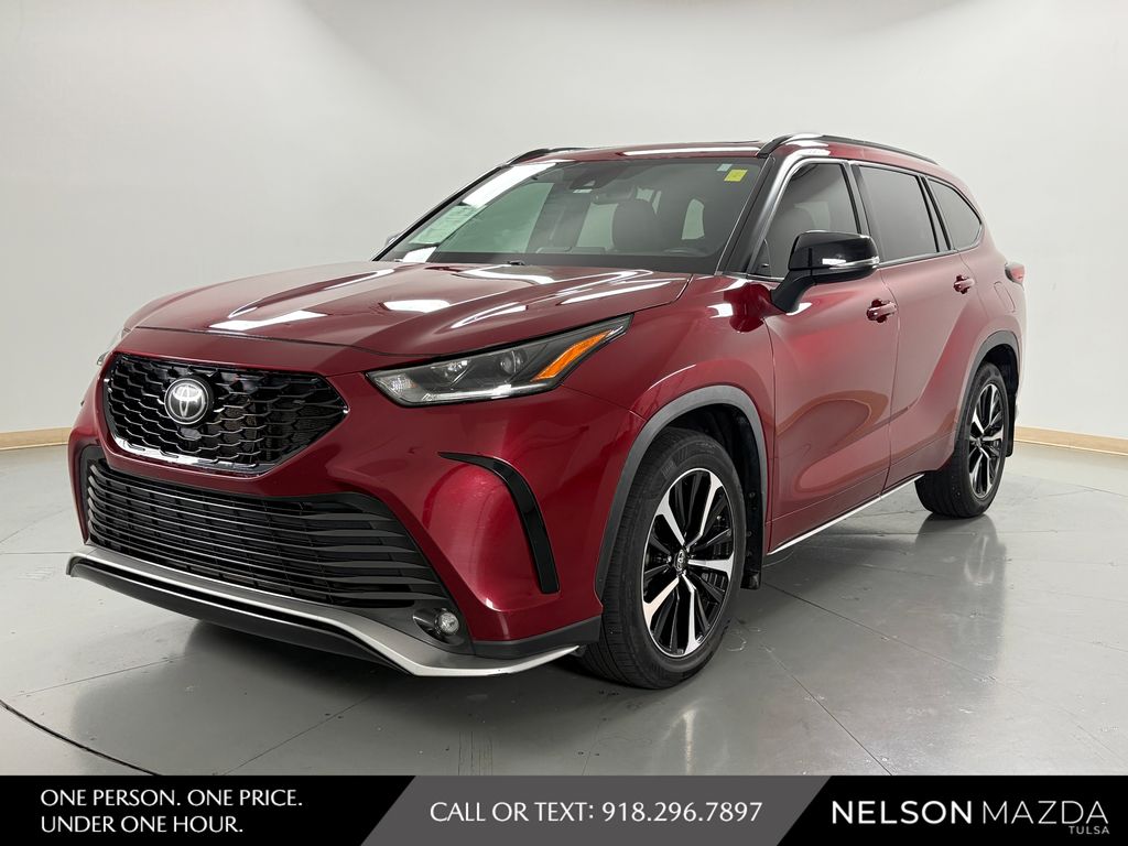 2022 Toyota Highlander XSE