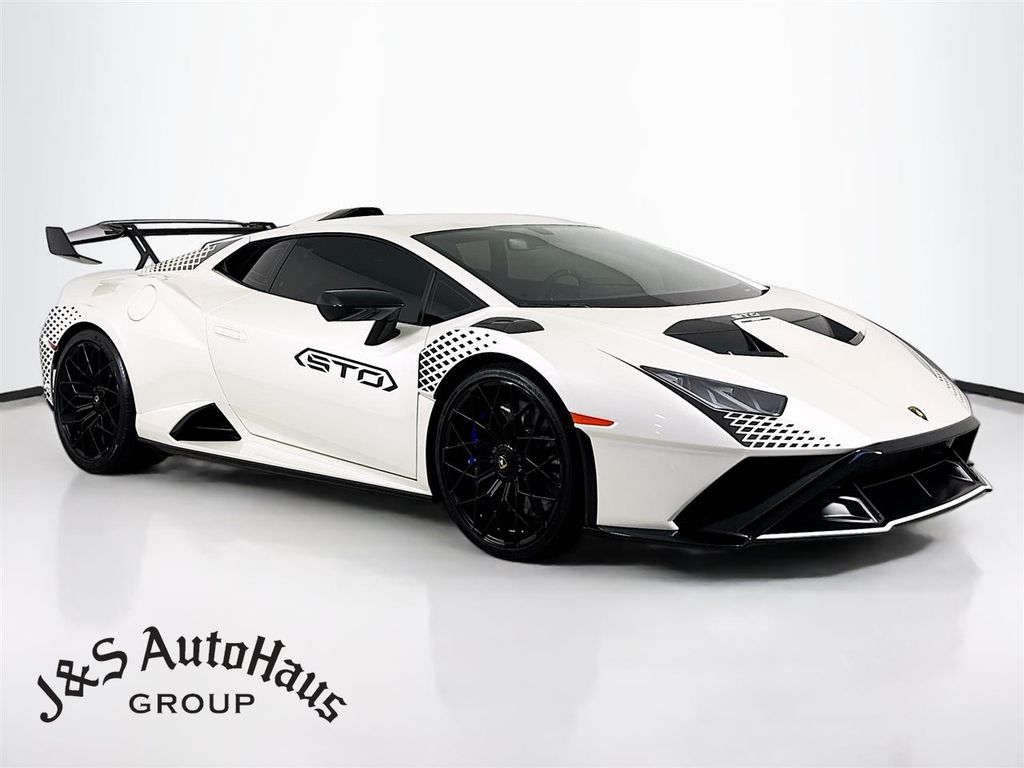 2023 Lamborghini Huracan LP 640-4 STO Coupe RWD