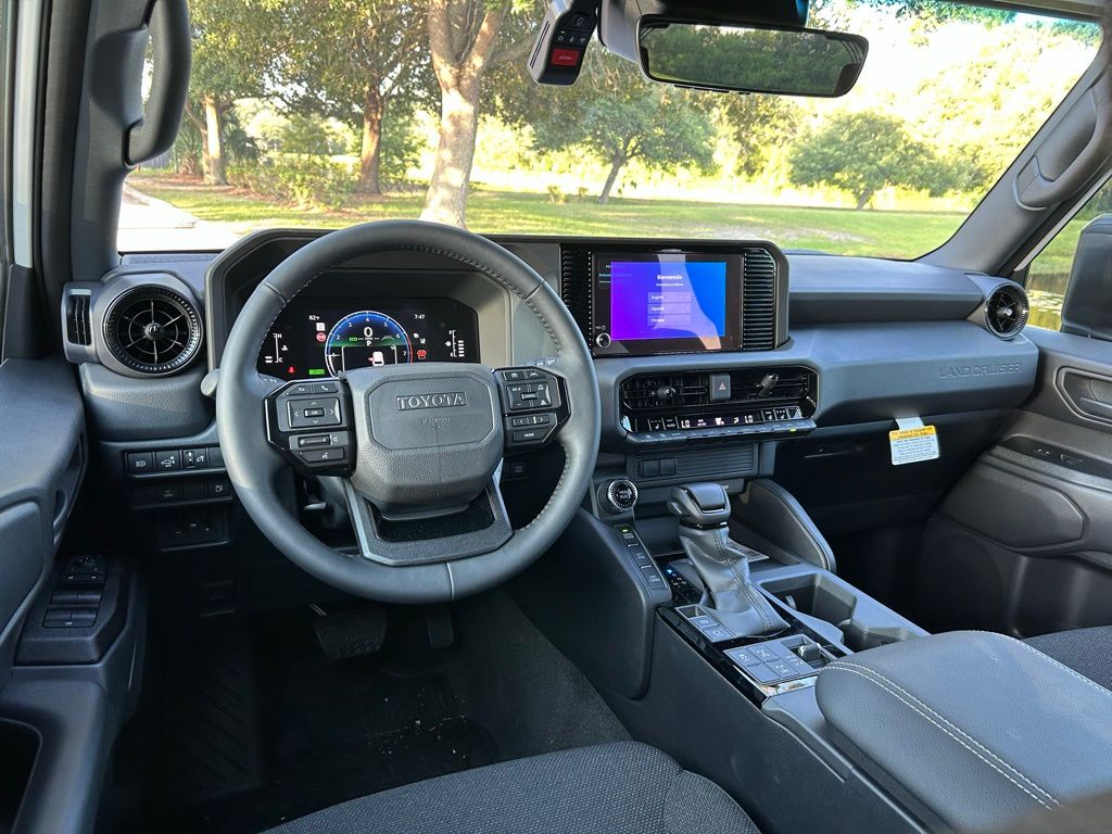 Thumbnail: 2025 Toyota Land Cruiser - 12