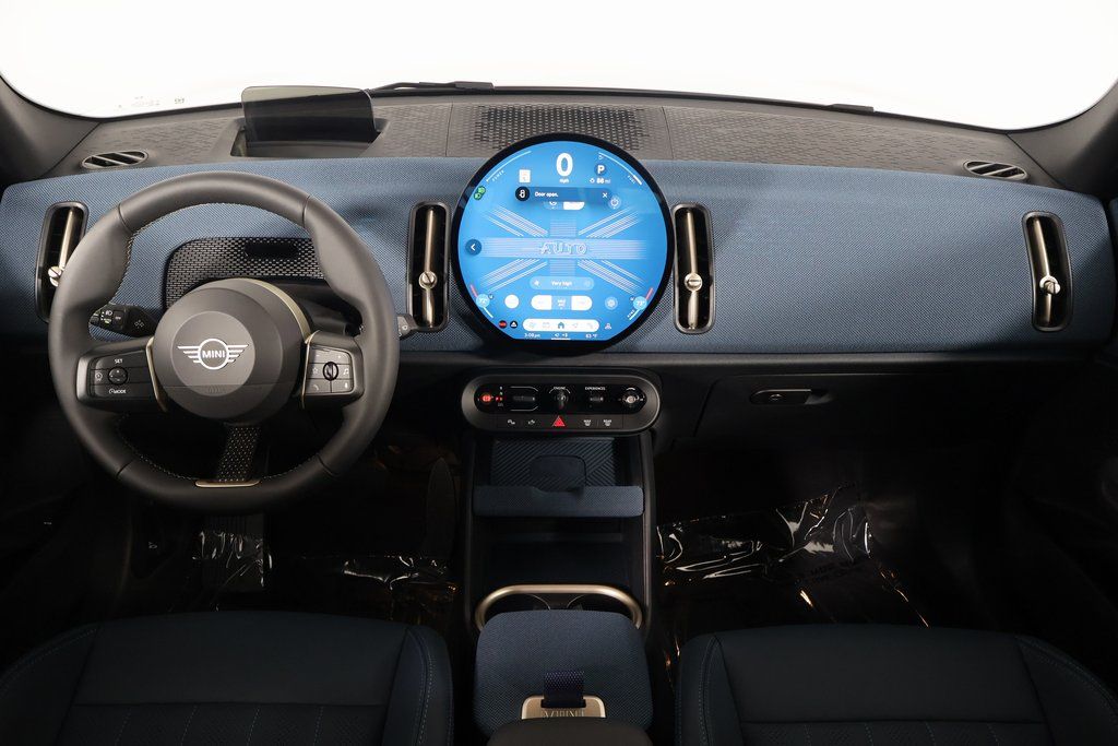 Thumbnail: 2027 MINI Cooper Countryman - 4
