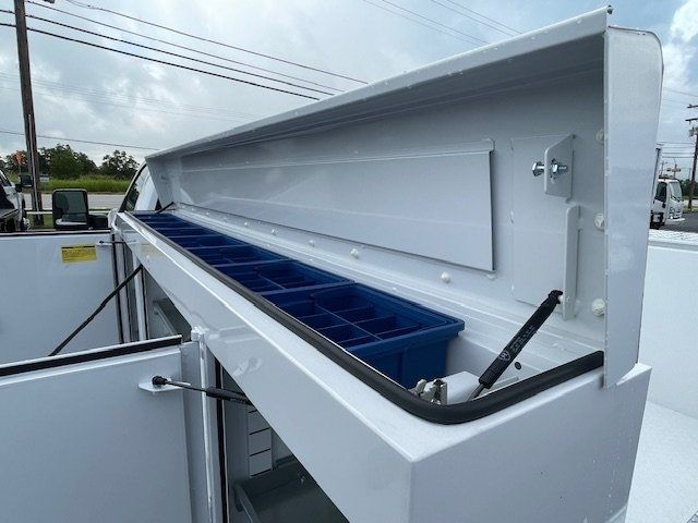 New Car 2024 Chevrolet Silverado 2500hd  Regular Chassis 4wd Reg Cab 142 Work Truck Four Wheel Drive For Sale Under $80,000 In Austin, Texas