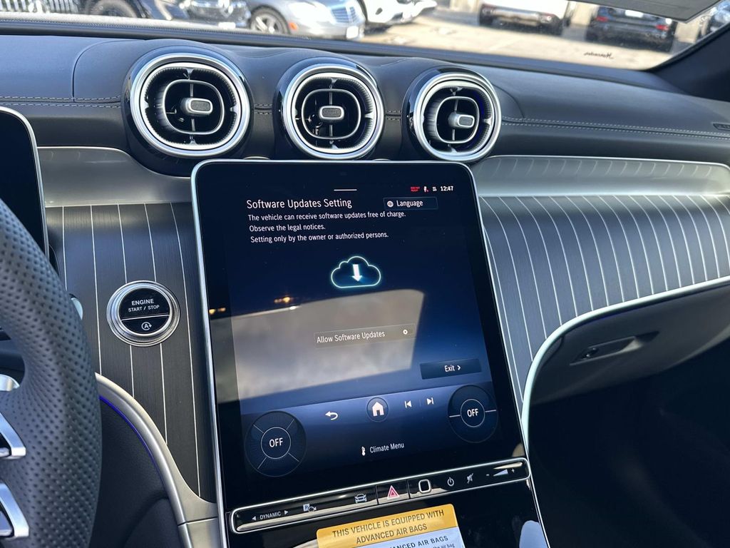 Thumbnail: 2026 Mercedes-Benz GLC - 21