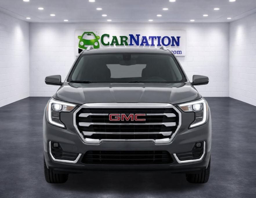 2019 GMC Terrain SLT - Image 2