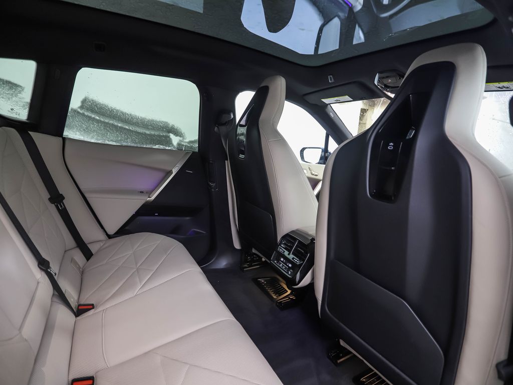 Thumbnail: 2025 BMW iX - 26