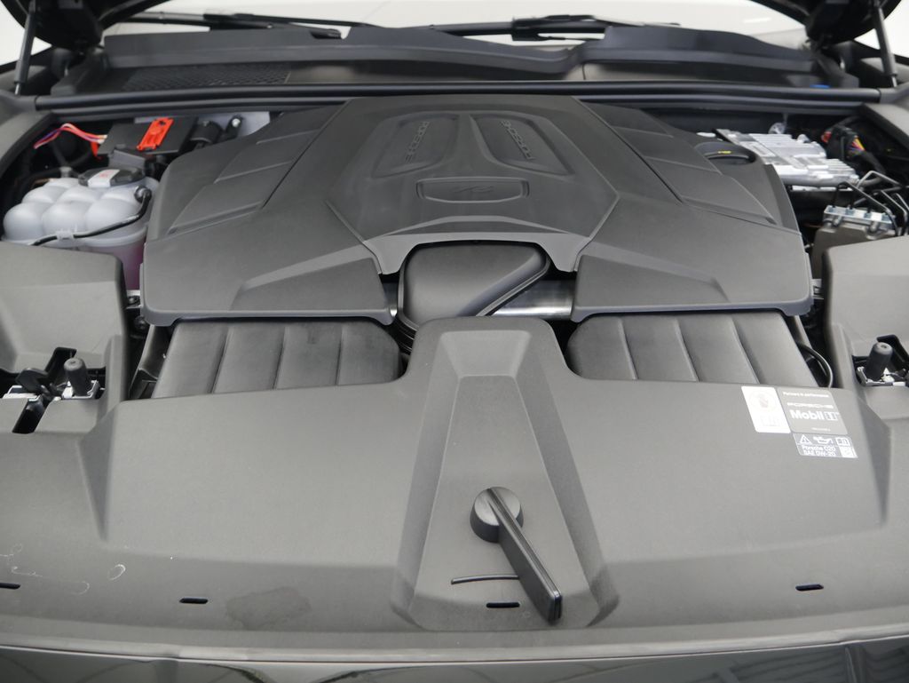 Thumbnail: 2026 Porsche Cayenne - 12