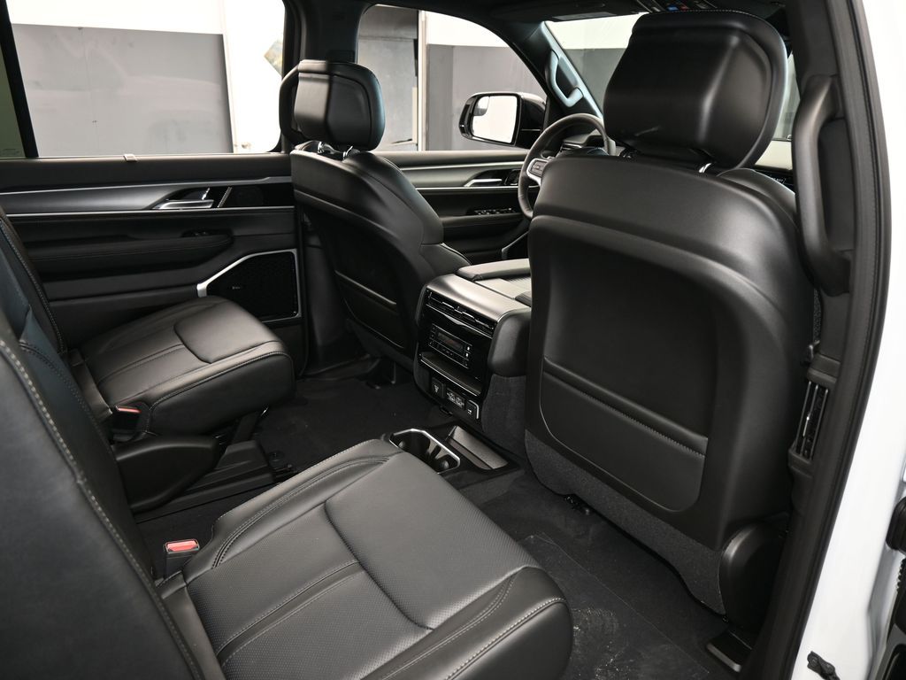 New 2026 Bright White Clearcoat Jeep Limited Reserve image 45