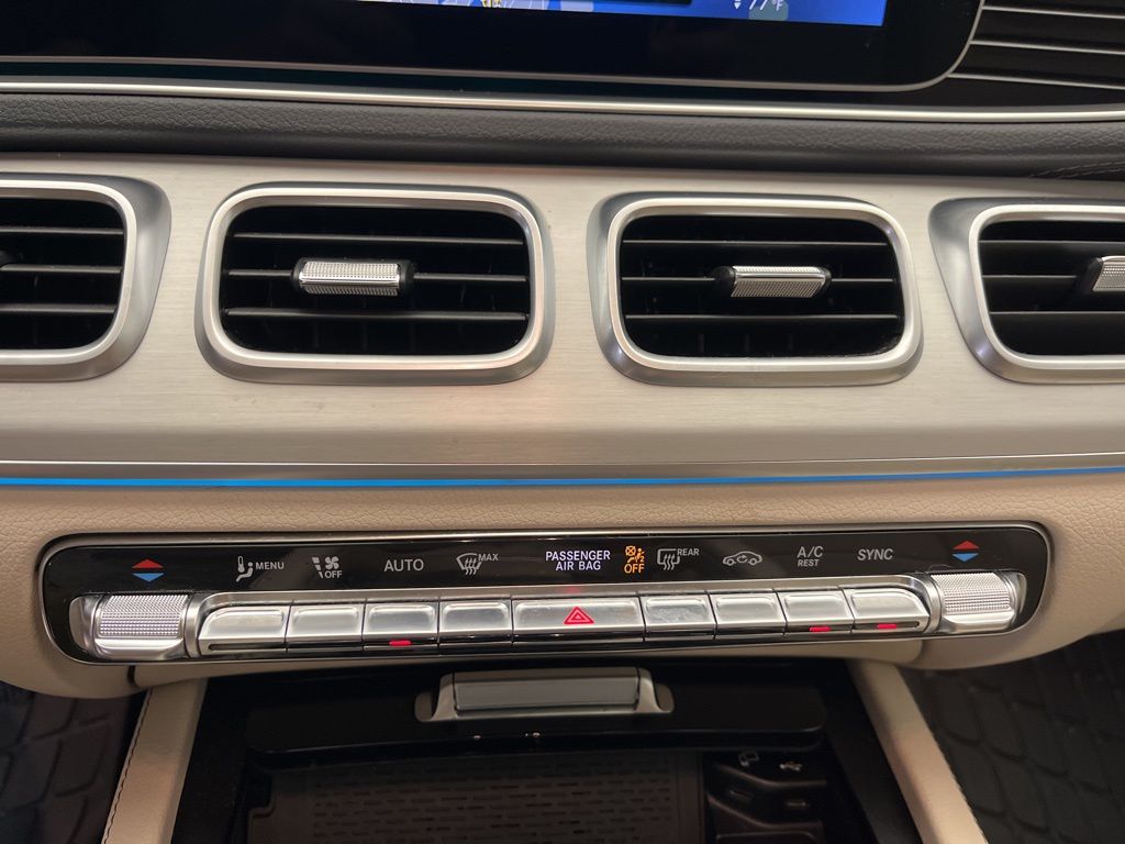 Thumbnail: 2023 Mercedes-Benz GLS - 20