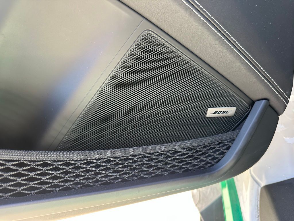 Thumbnail: 2025 Porsche 911 - 22