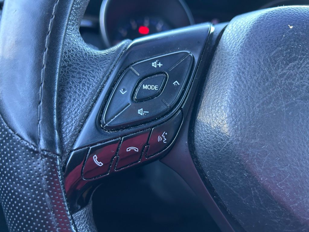 Thumbnail: 2019 Toyota C-HR - 20