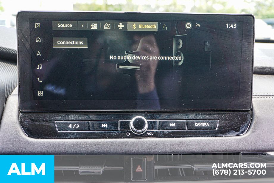 Used 2025 Red Mitsubishi SE image 39
