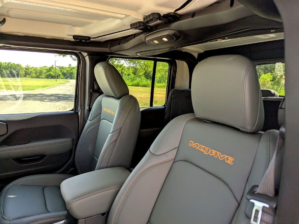 New Car 2025 Jeep Gladiator  Mojave For Sale In Taylor, Texas