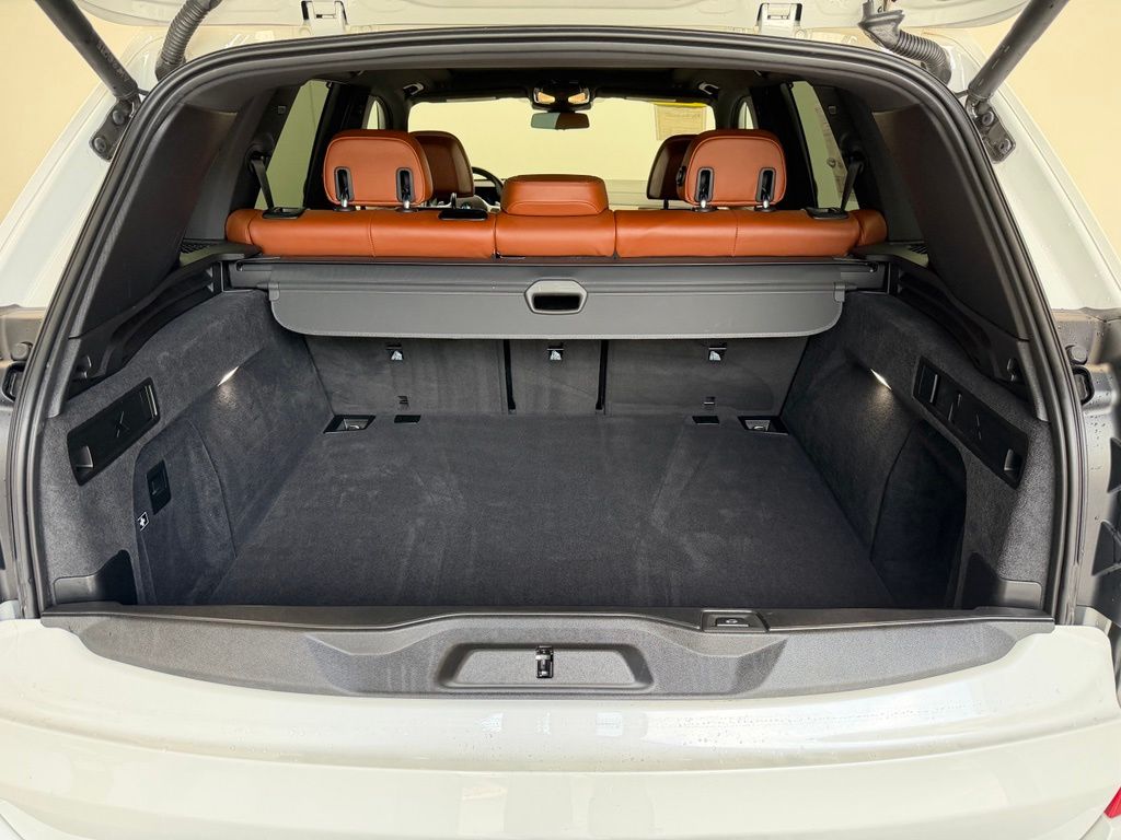Thumbnail: 2024 BMW X5 - 8