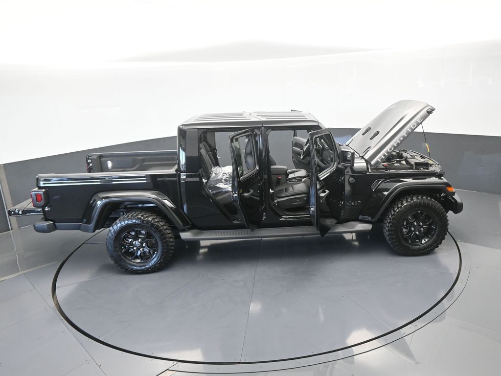 Used 2025 Black Clearcoat Jeep High Tide image 69