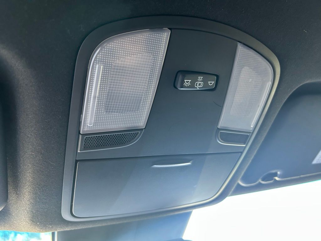 Thumbnail: 2019 Hyundai Veloster - 26
