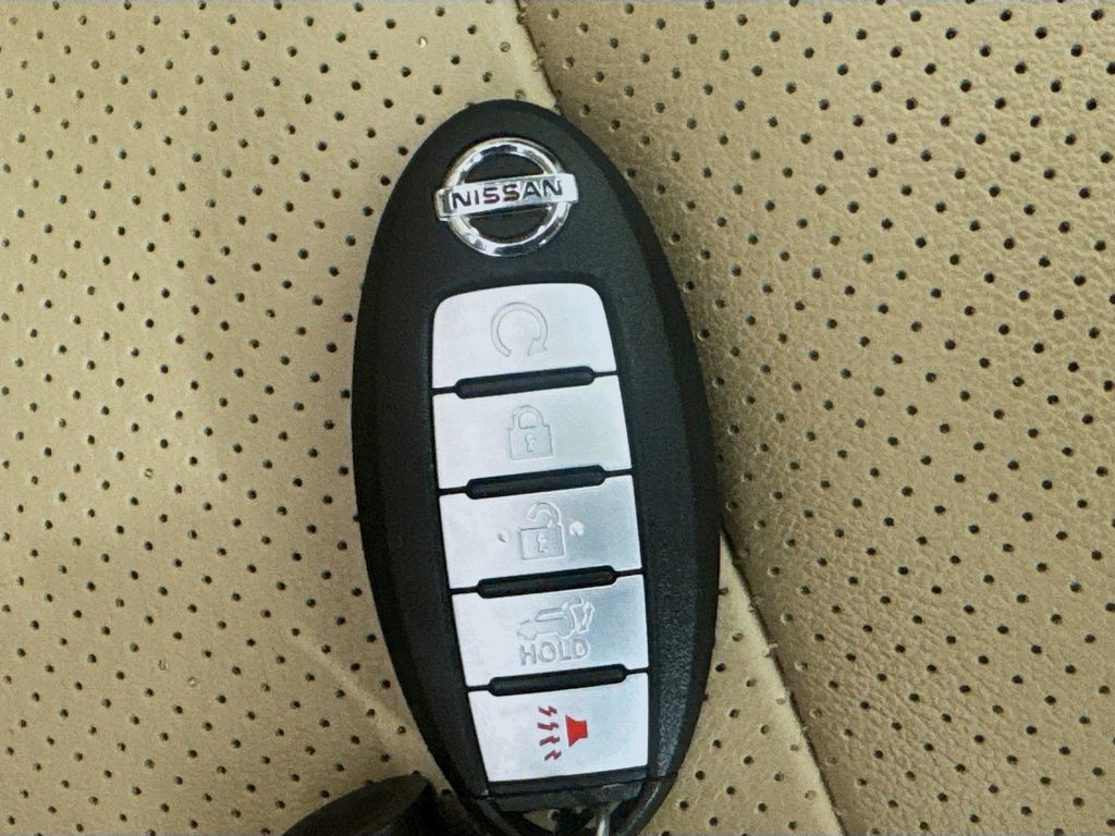 Used Car 2017 Nissan Rogue  Sl For Sale Under $10,000 In Austin, Texas