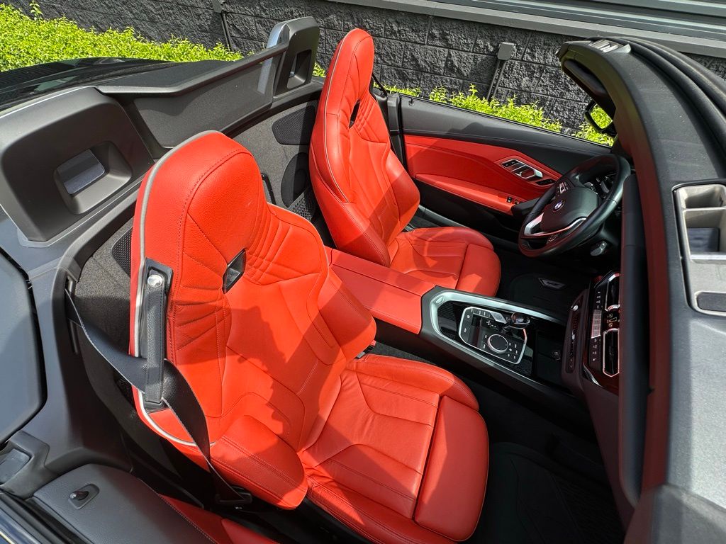 Thumbnail: 2021 BMW Z4 - 14