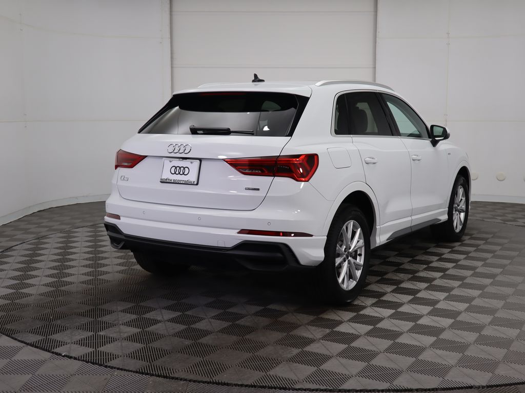 2025 Audi Q3  6