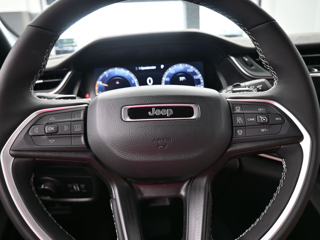 New 2025 Silver Zynith Jeep Altitude X image 25