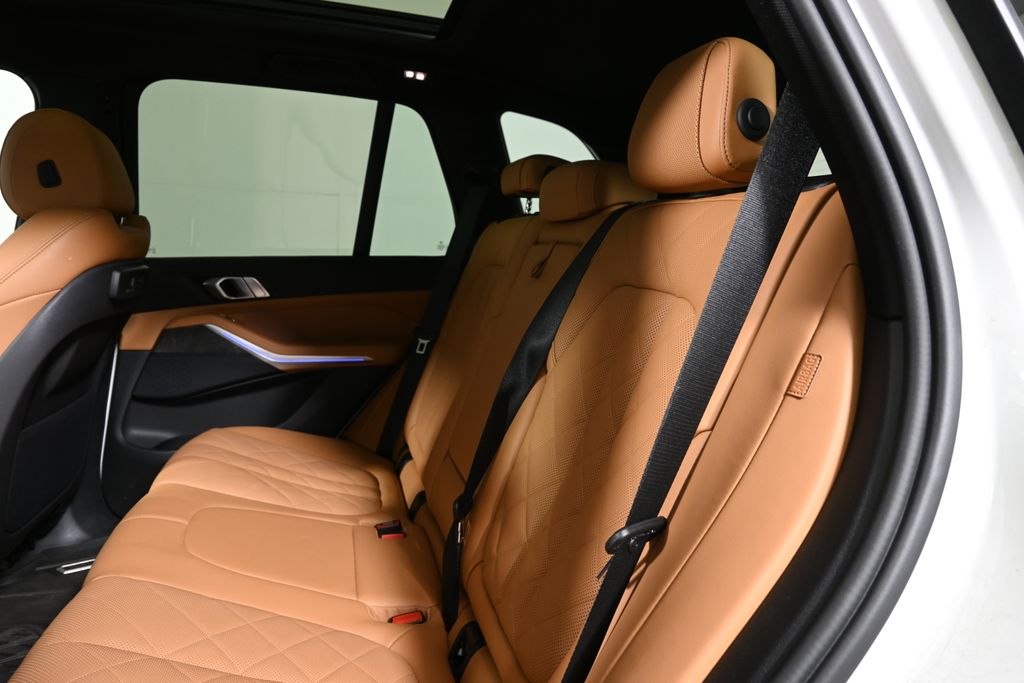 Thumbnail: 2023 BMW X5 - 6