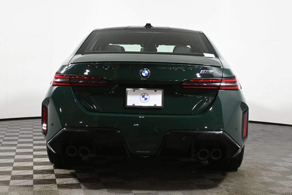 Thumbnail: 2026 BMW M5 - 6