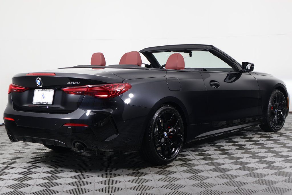 Thumbnail: 2027 BMW 4 Series - 3