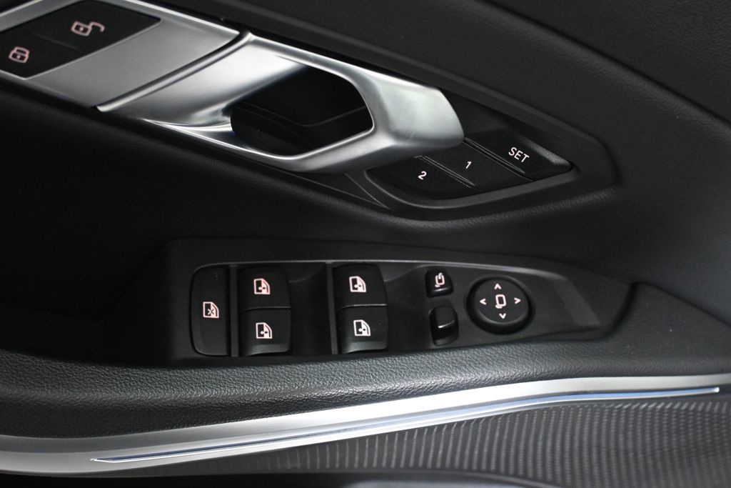 Thumbnail: 2023 BMW 3 Series - 29