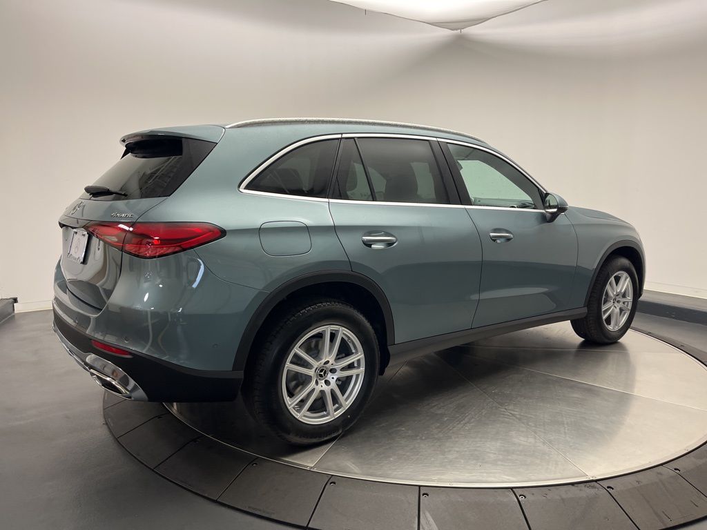 Thumbnail: 2026 Mercedes-Benz GLC - 7