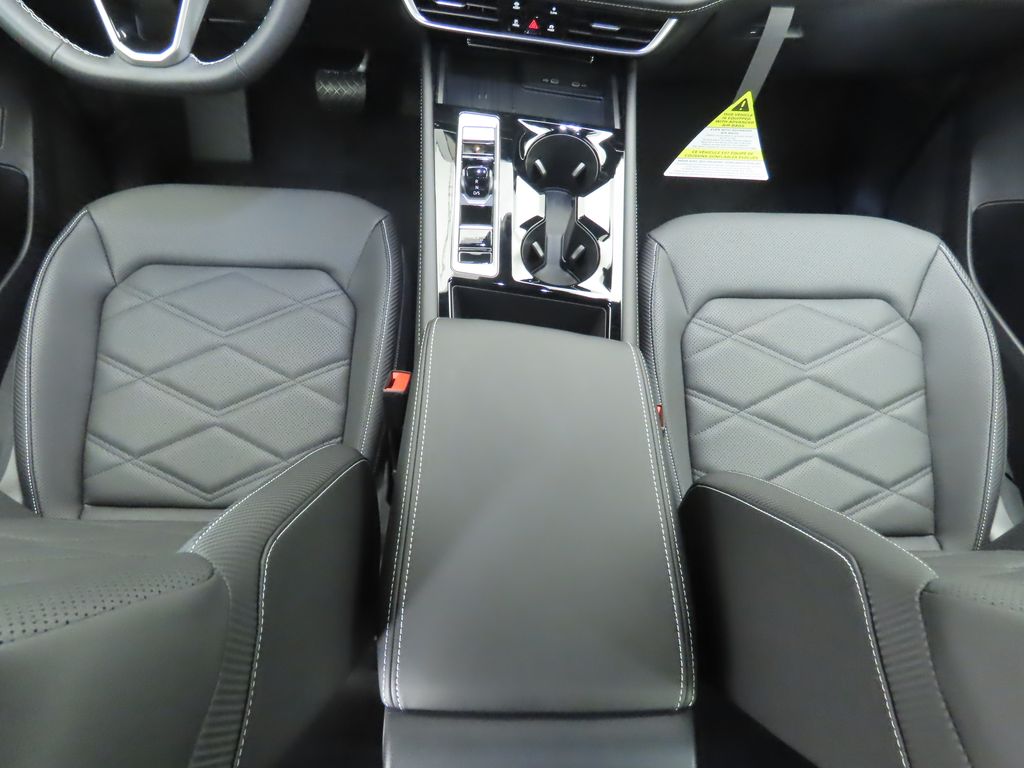 Thumbnail: 2026 Volkswagen Atlas - 16