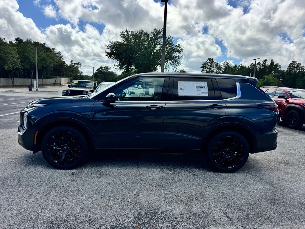 New 2026 Mitsubishi Outlander SUV