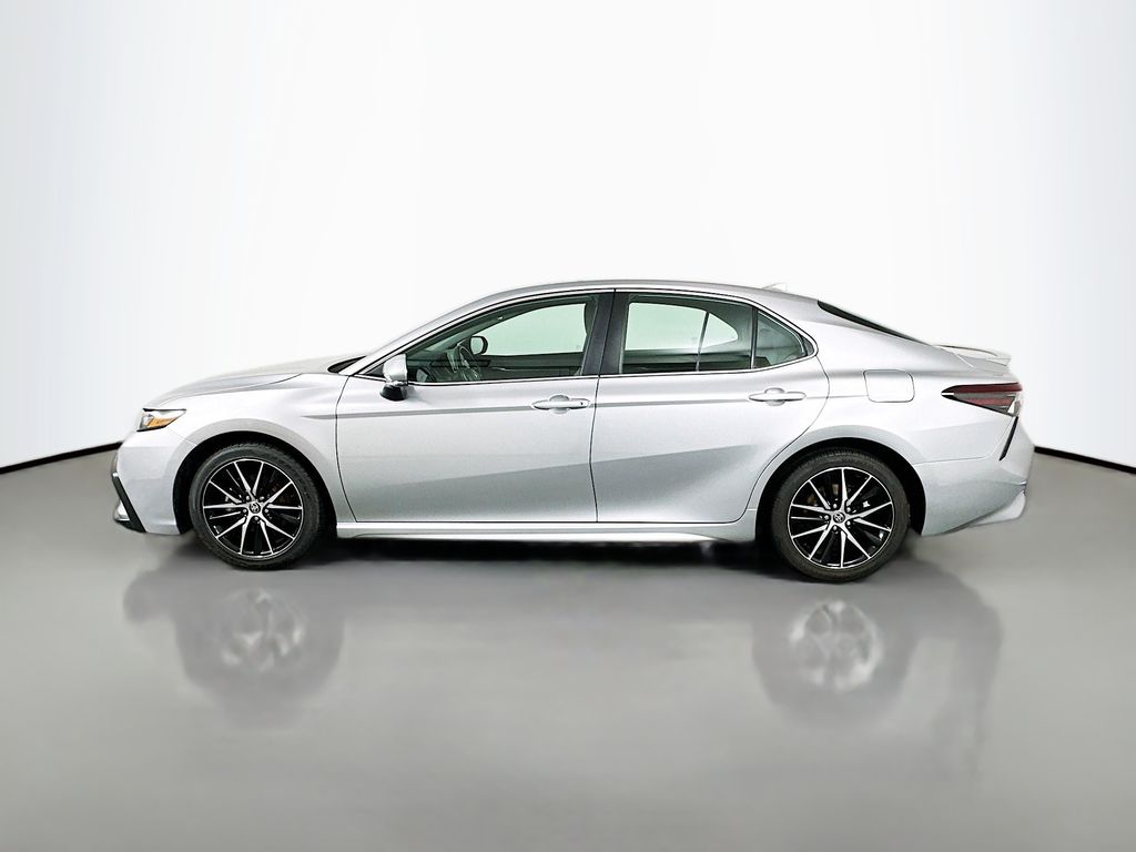 Thumbnail: 2024 Toyota Camry - 8