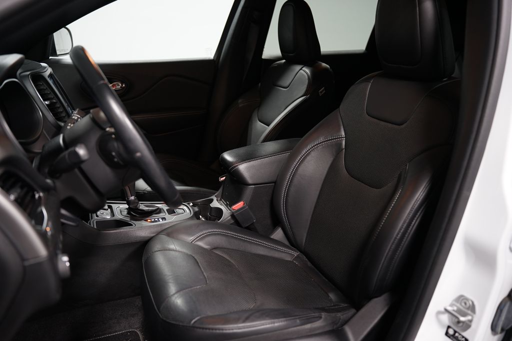 2021 Jeep Cherokee Latitude 6