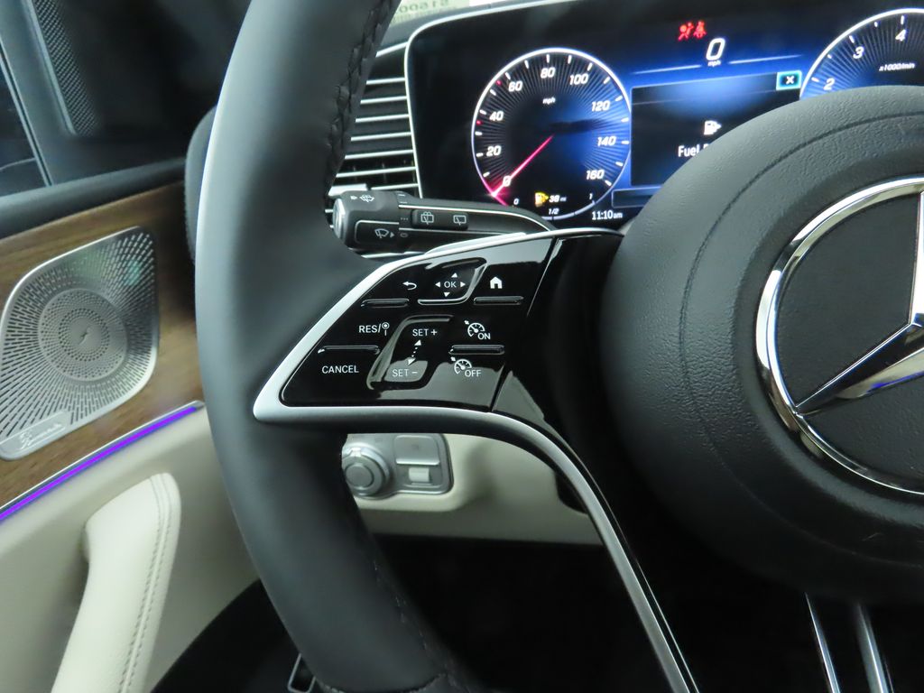 Thumbnail: 2026 Mercedes-Benz GLE - 12