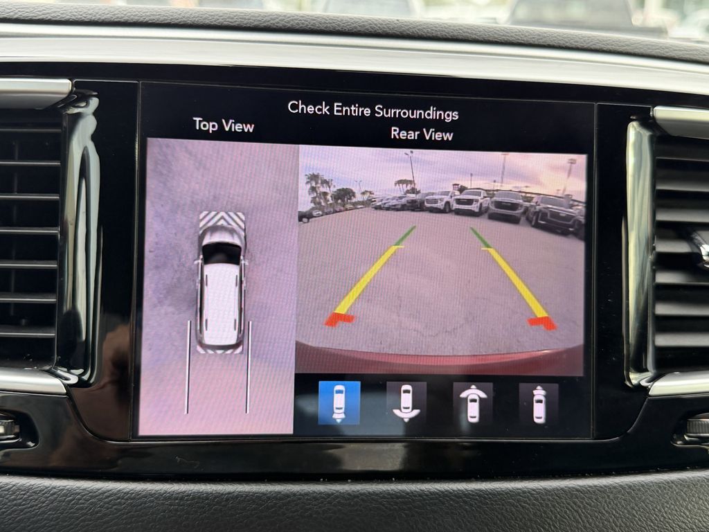 used 2019 Chrysler Pacifica car, priced at $15,392