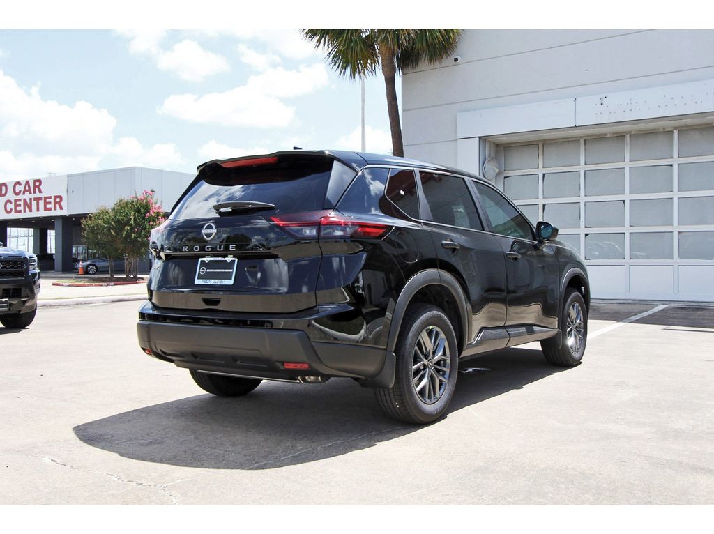 2026 Nissan Rogue S - 3
