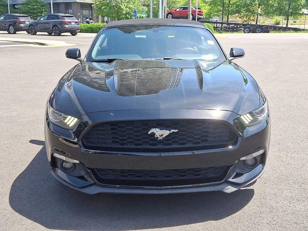 2016 Ford Mustang  2