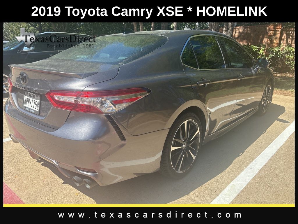 2019 Toyota Camry XSE 12