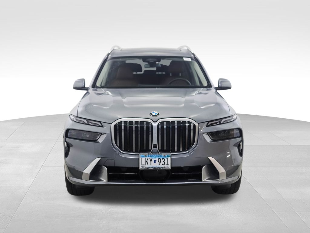 Thumbnail: 2024 BMW X7 - 8