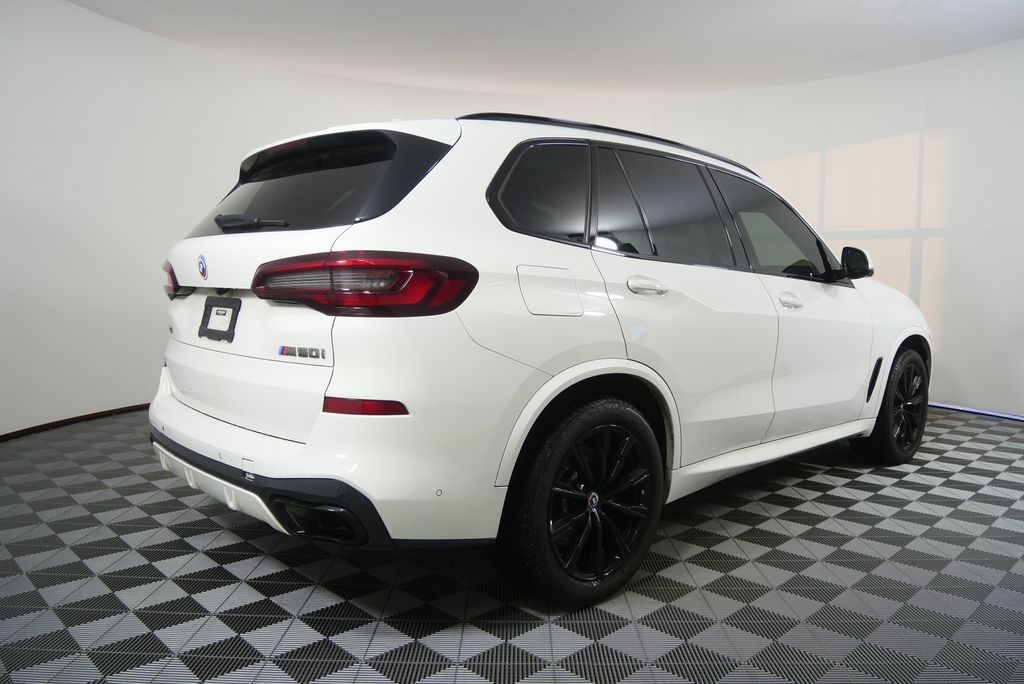Thumbnail: 2023 BMW X5 - 3