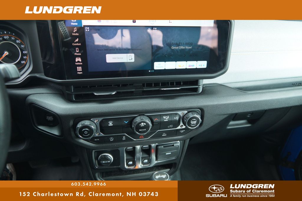 Used 2025 Jeep Wrangler SUV