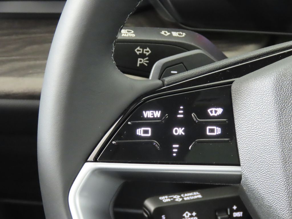 Thumbnail: 2025 Audi Q5 - 16