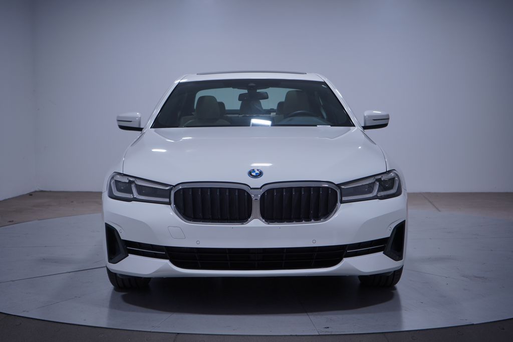 Thumbnail: 2023 BMW 5 Series - 4