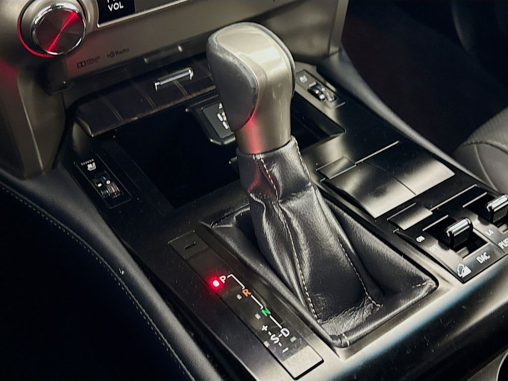 Thumbnail: 2021 Lexus GX - 17