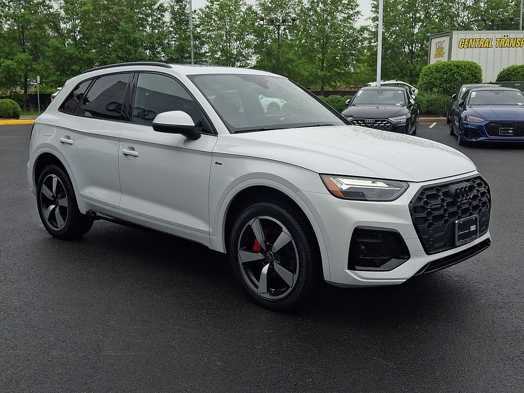 Thumbnail: 2024 Audi Q5 - 3