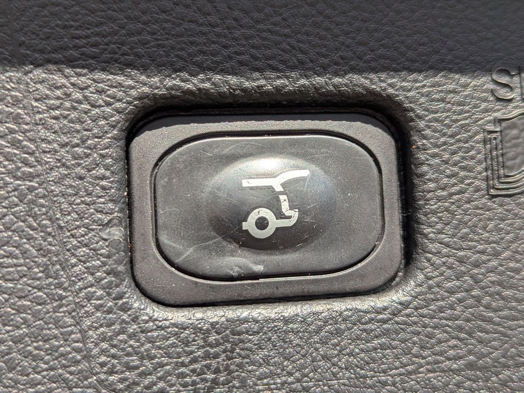 used 2023 Ford Edge car, priced at $25,993