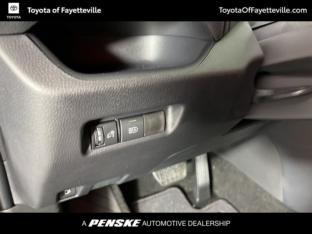 Thumbnail: 2025 Toyota RAV4 - 26