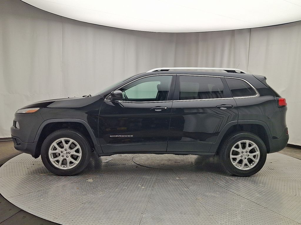 Thumbnail: 2015 Jeep Cherokee - 6